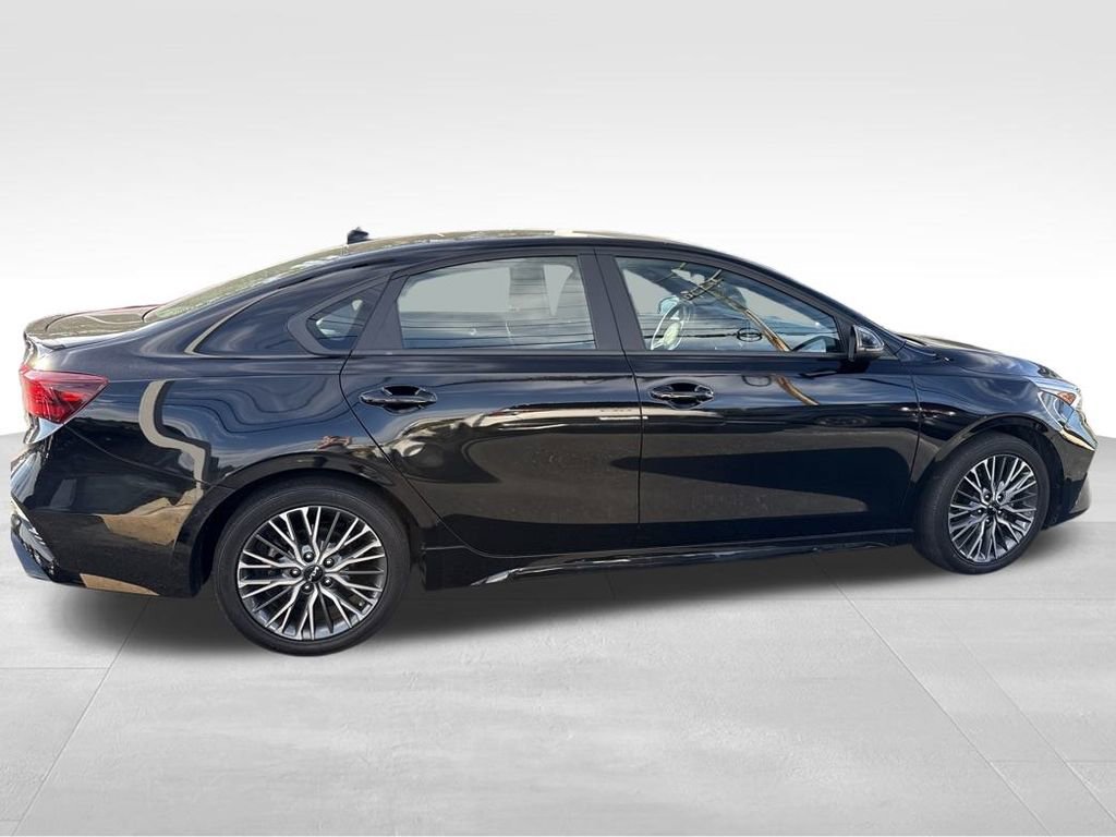 Certified 2023 Kia Forte GT-Line image 10