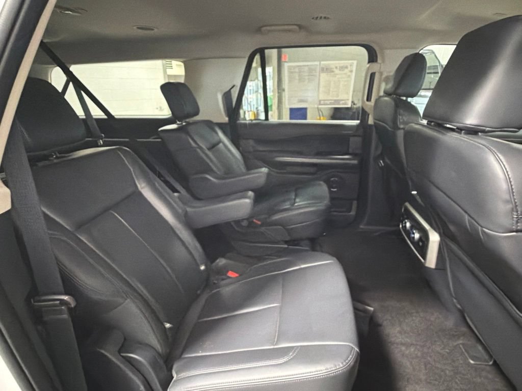 Used 2022 Ford Expedition Max XLT AWD/4WD image 10