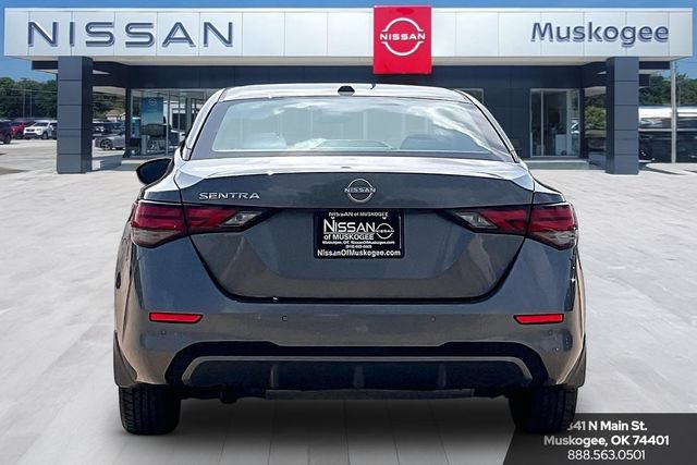 Used 2025 Nissan Sentra SV w/ All-Weather Package FWD image 6
