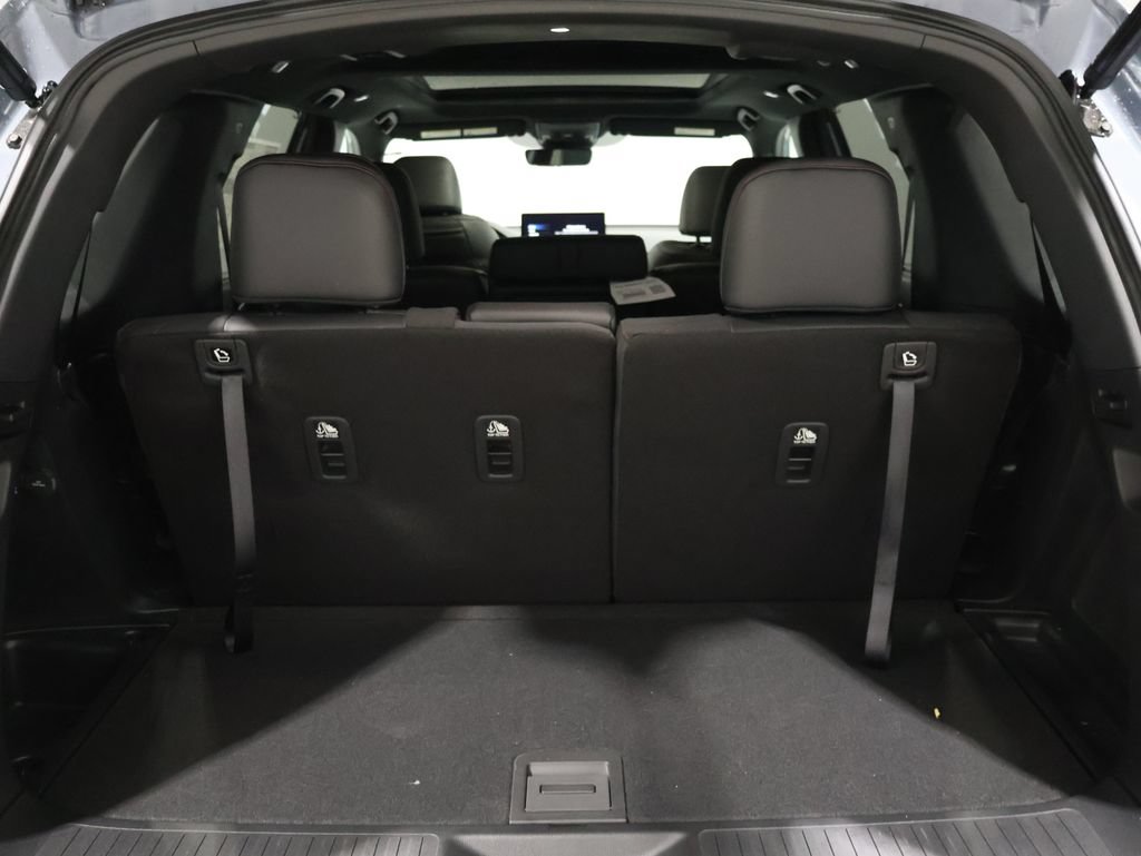 New 2026 Honda Pilot Black Edition image 12