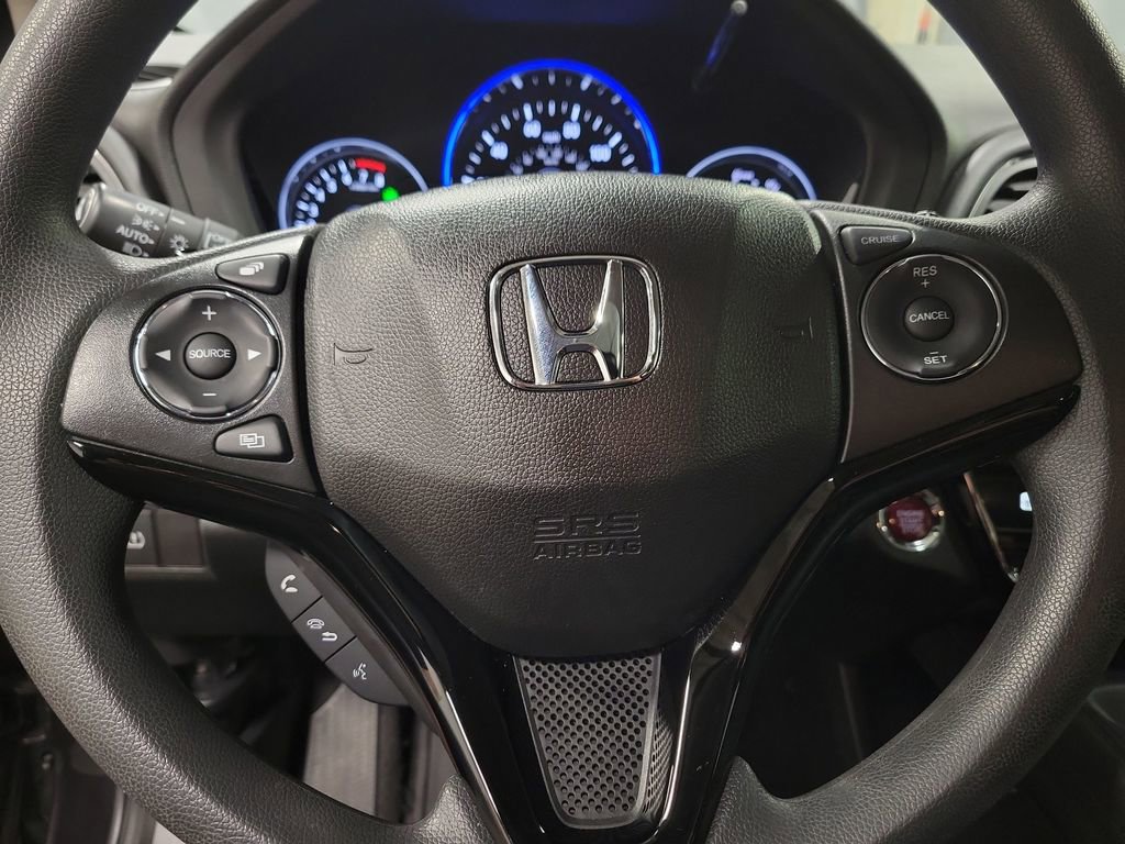 Used 2018 Honda HR-V EX image 17