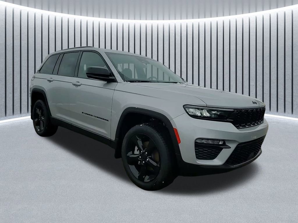 New 2025 Jeep Grand Cherokee Limited w/ Black Appearance Package image 2
