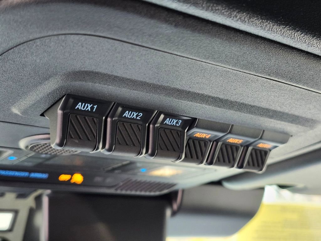 New 2025 Ford Bronco Badlands image 24