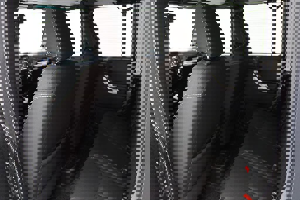 Used 2017 Jeep Wrangler Unlimited Rubicon w/ Dual Top Group image 15