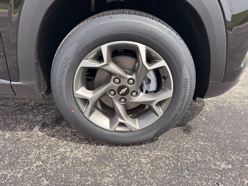New 2026 Chevrolet Trax LT FWD image 15