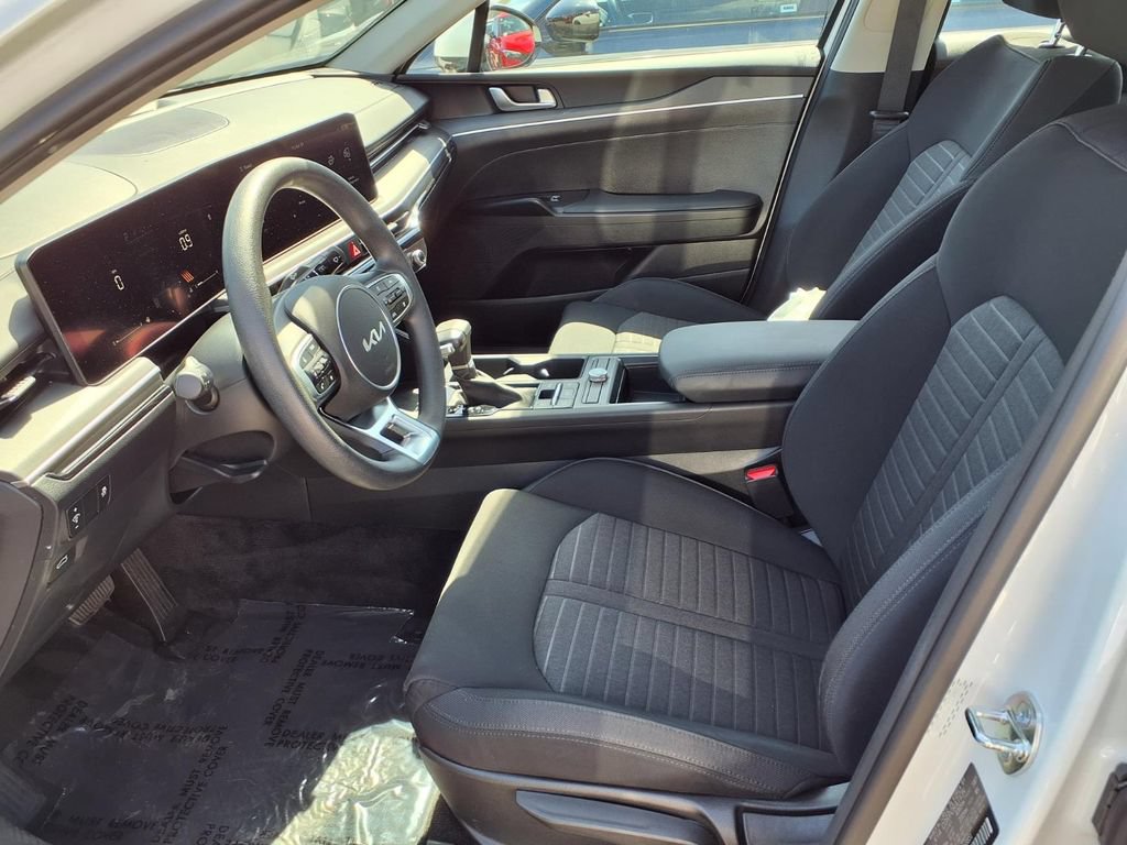Used 2025 Kia K5 LXS FWD image 11