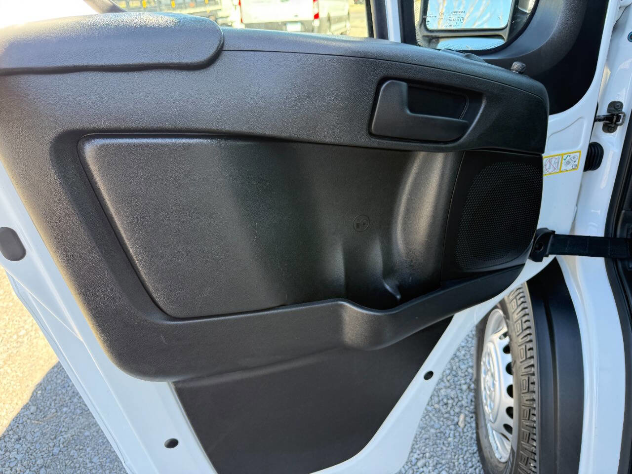 Used 2024 RAM ProMaster 2500 w/ Convenience Group image 25