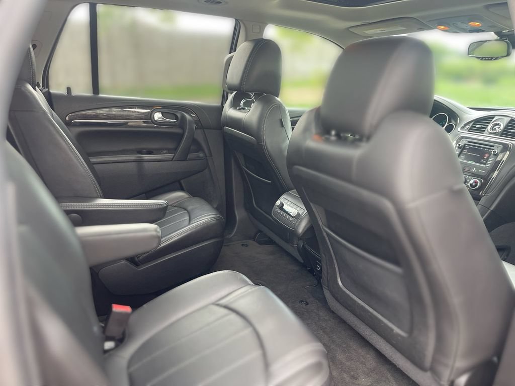 Used 2017 Buick Enclave Premium w/ Experience Buick Package AWD/4WD image 27