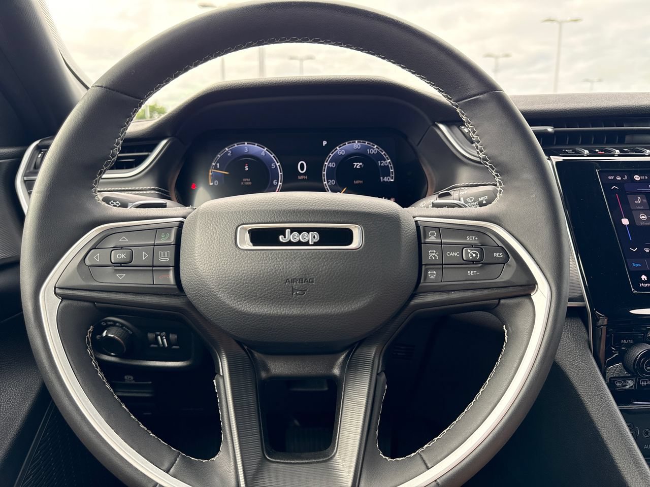 Used 2023 Jeep Grand Cherokee L Laredo AWD/4WD image 18