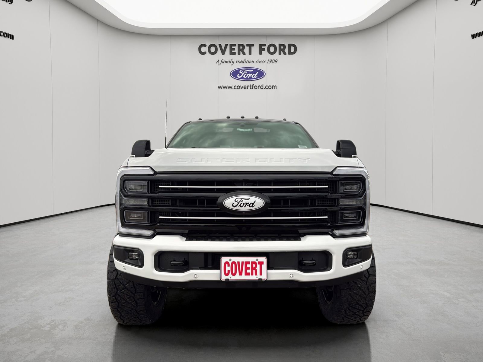 New 2026 Ford F250 Platinum w/ Tremor Off-Road Package AWD/4WD image 8
