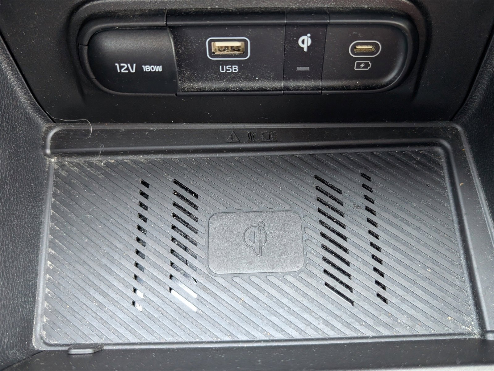 Used 2023 Kia Sportage SX image 22