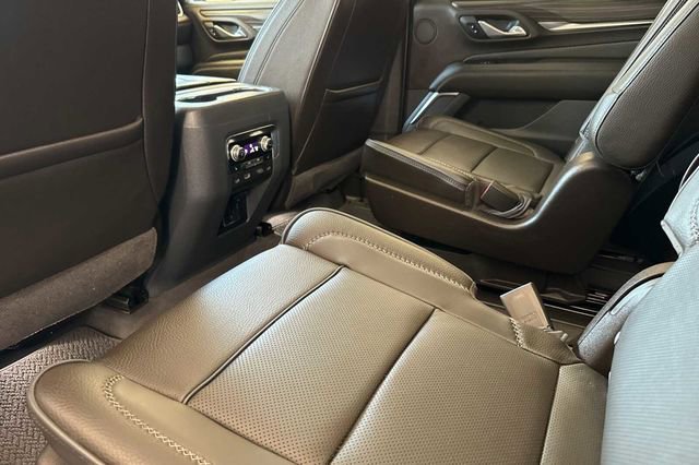 Used 2021 GMC Yukon Denali AWD/4WD image 12