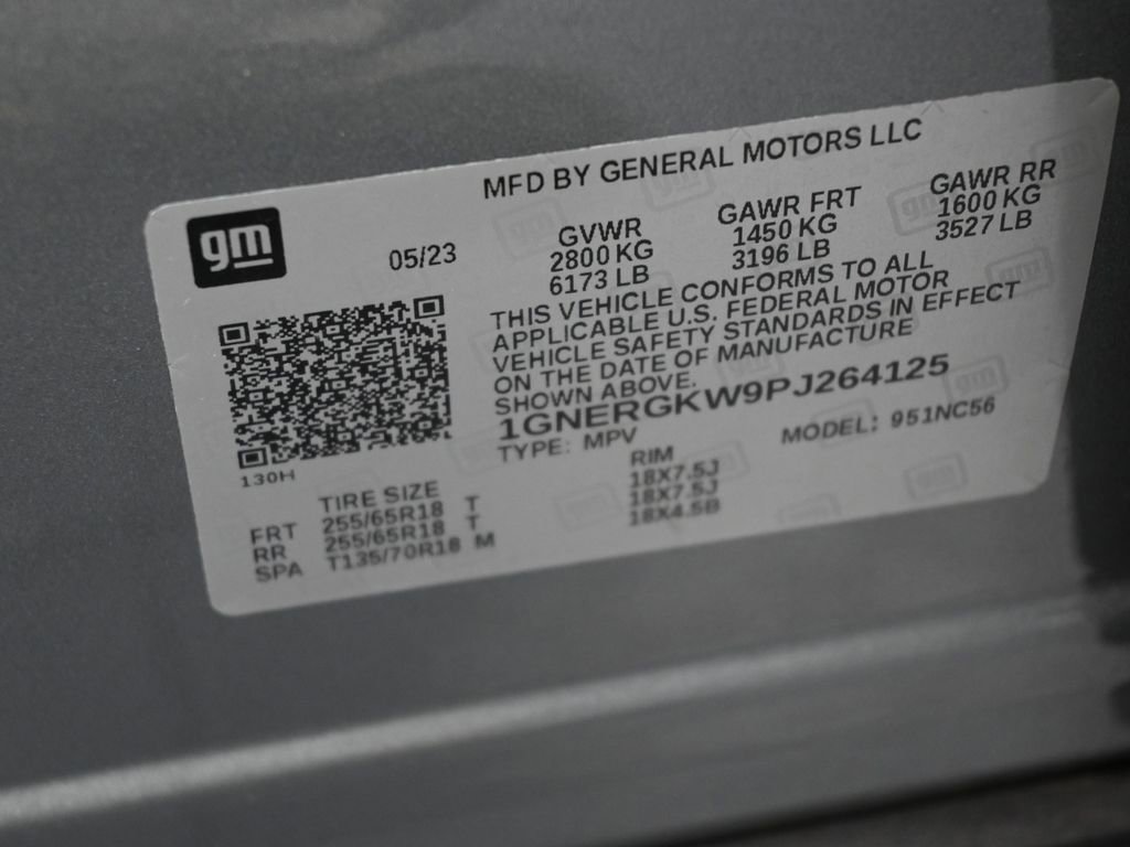 Used 2023 Chevrolet Traverse LT image 16