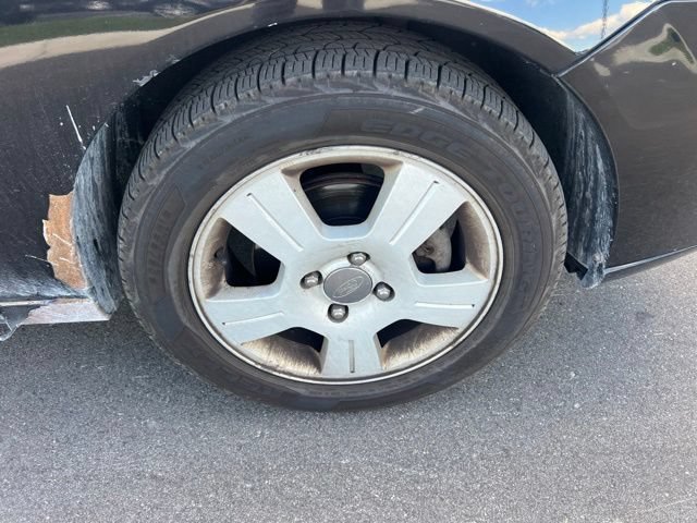 Used 2006 Ford Focus ZX4 Sedan FWD image 9