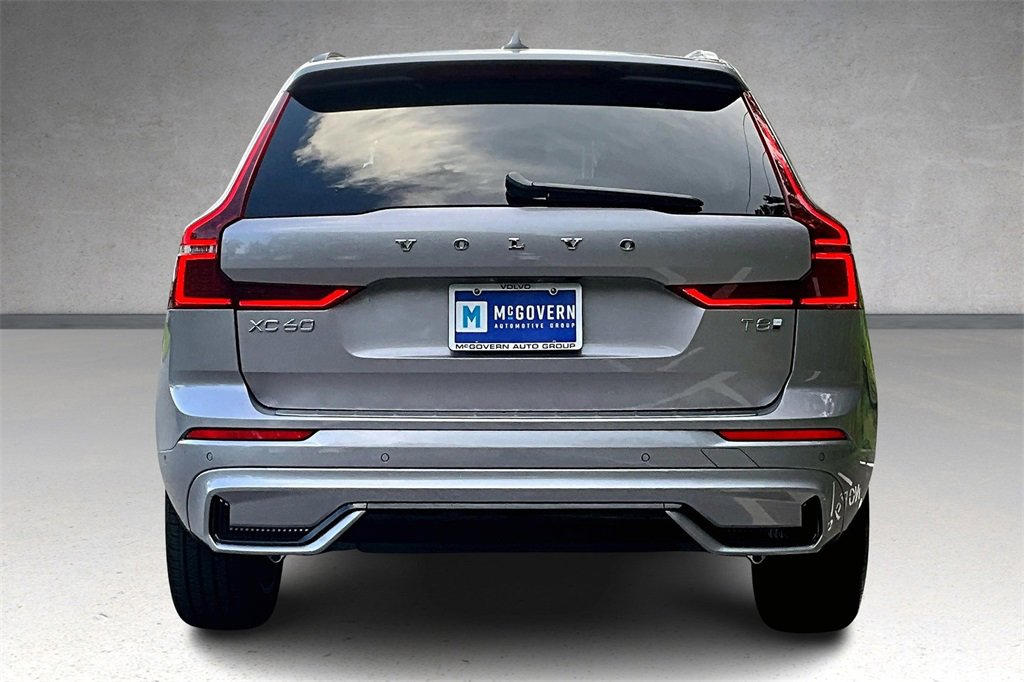 New 2026 Volvo XC60 T8 Plus w/ Climate Package image 4