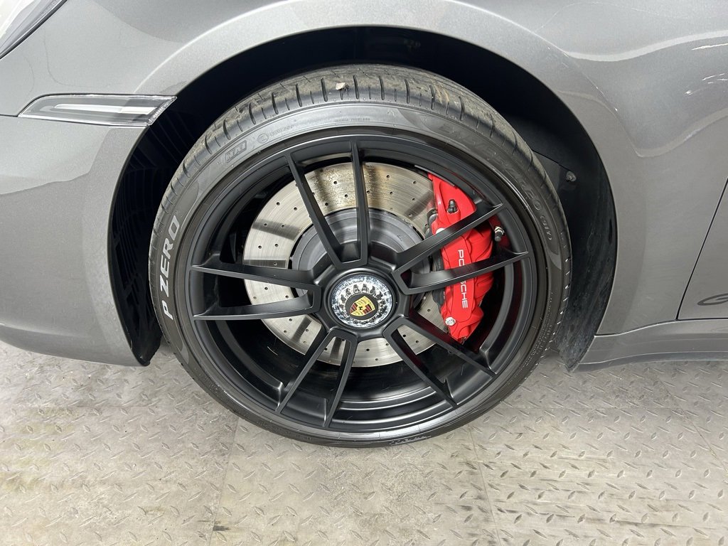 Certified 2024 Porsche 911 Targa 4 GTS image 9