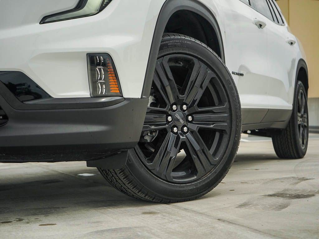 New 2026 GMC Acadia Elevation w/ Black Edition AWD/4WD image 6