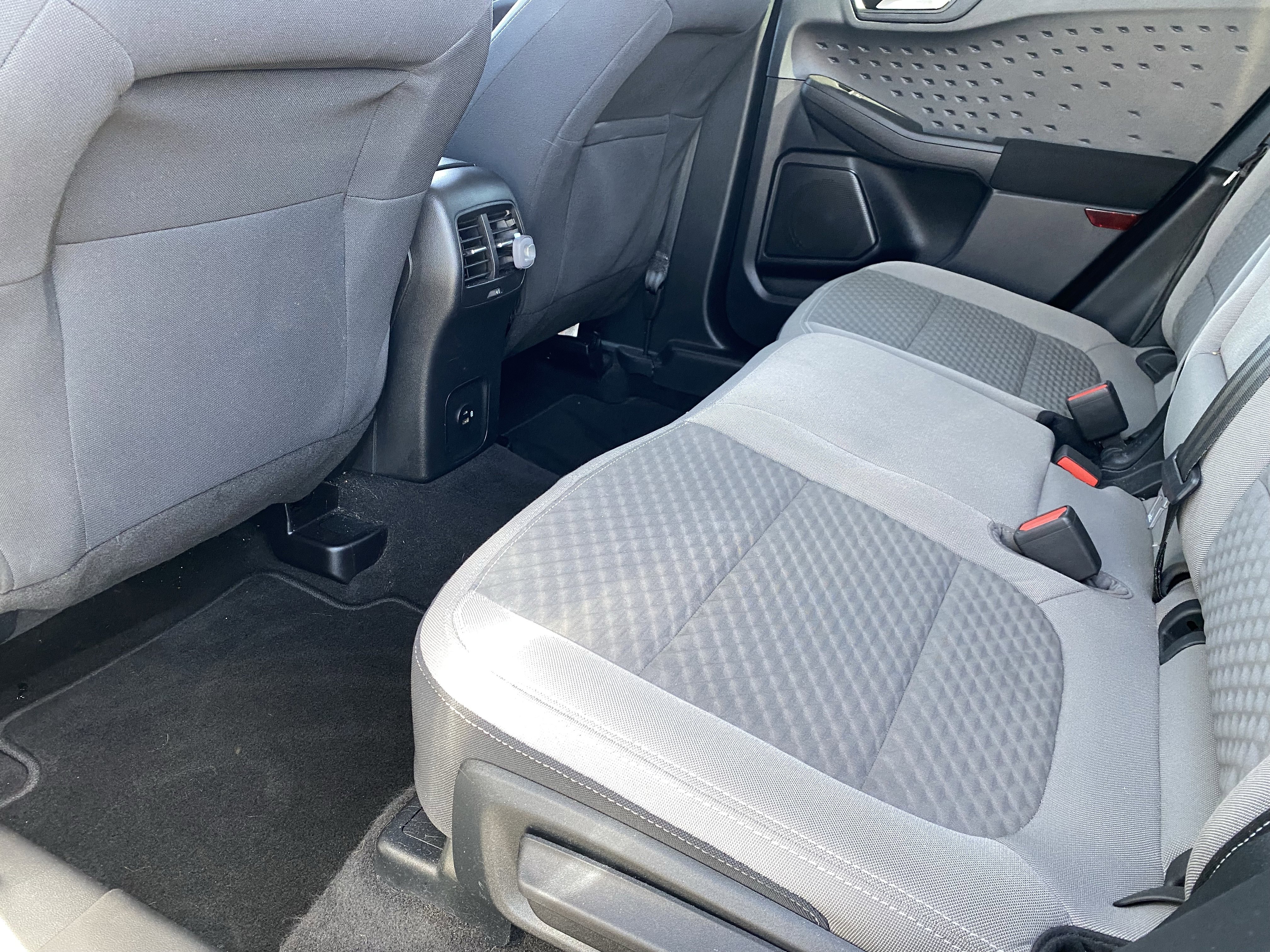 Used 2020 Ford Escape SE FWD image 15