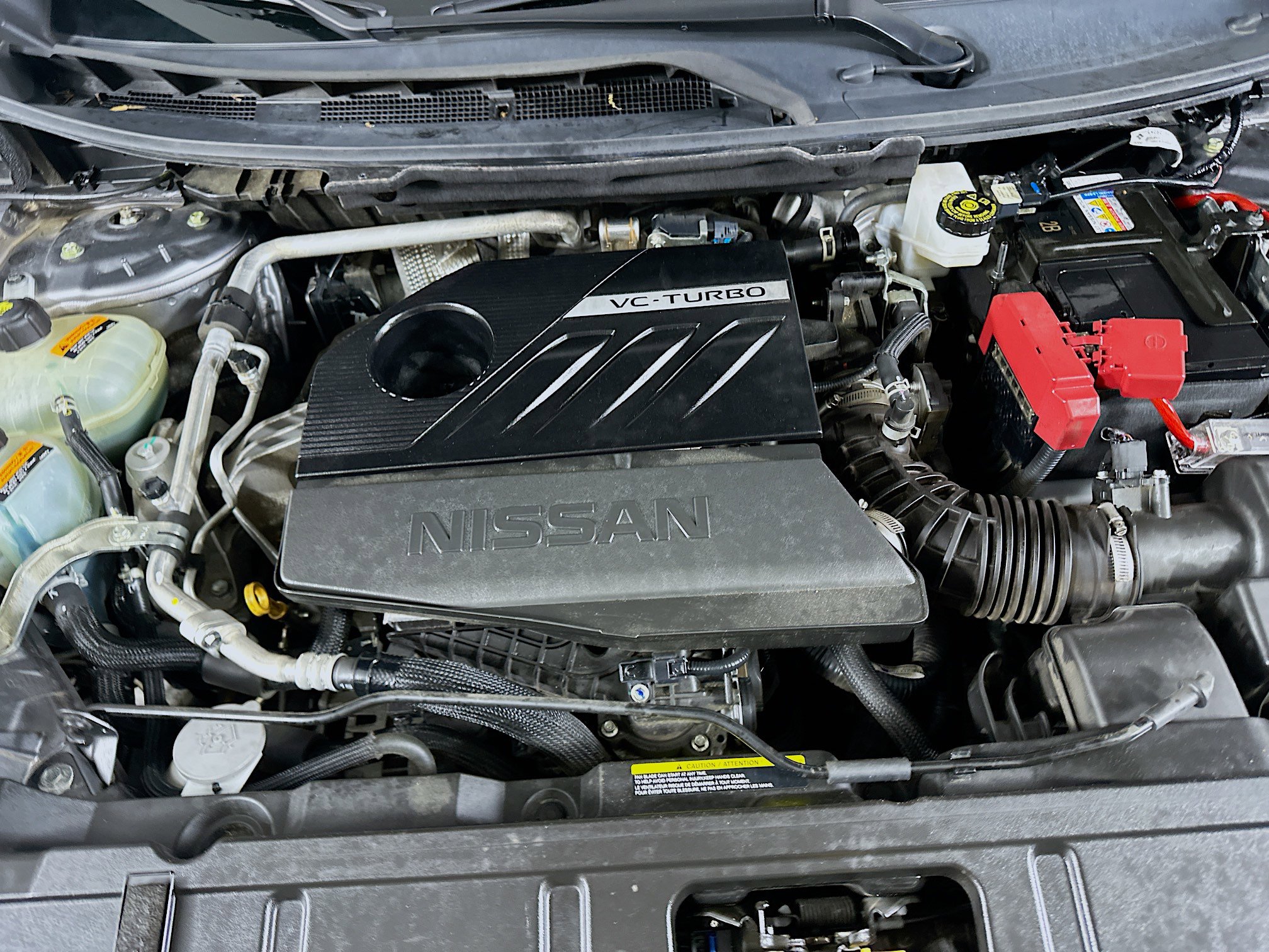 Used 2023 Nissan Rogue SV image 32