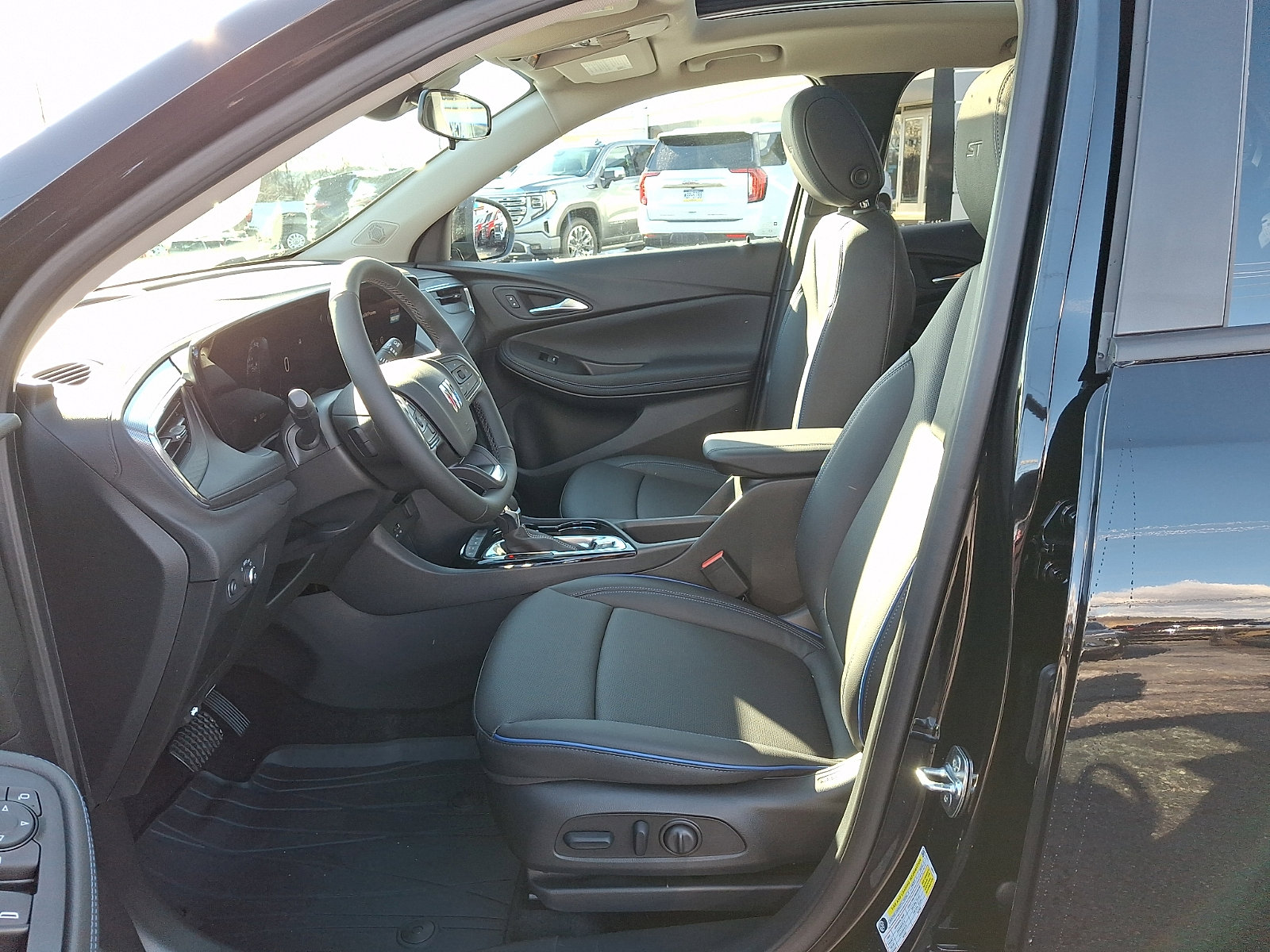 New 2026 Buick Encore GX Sport Touring w/ Comfort Package AWD/4WD image 14