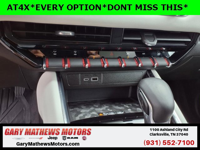 Used 2024 GMC Canyon AT4X image 12