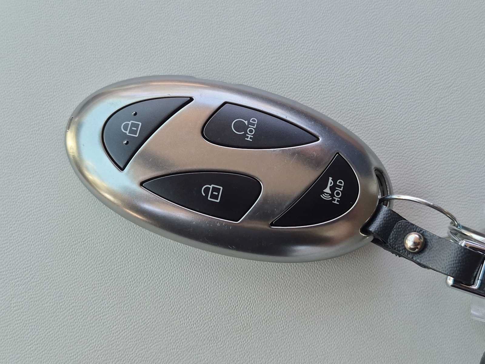 Used 2025 Hyundai Santa Fe SEL FWD image 33
