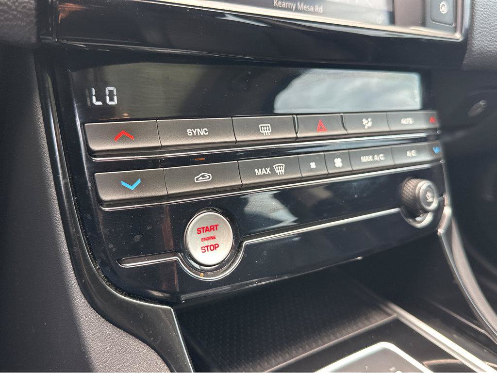 Used 2017 Jaguar XE RWD image 26