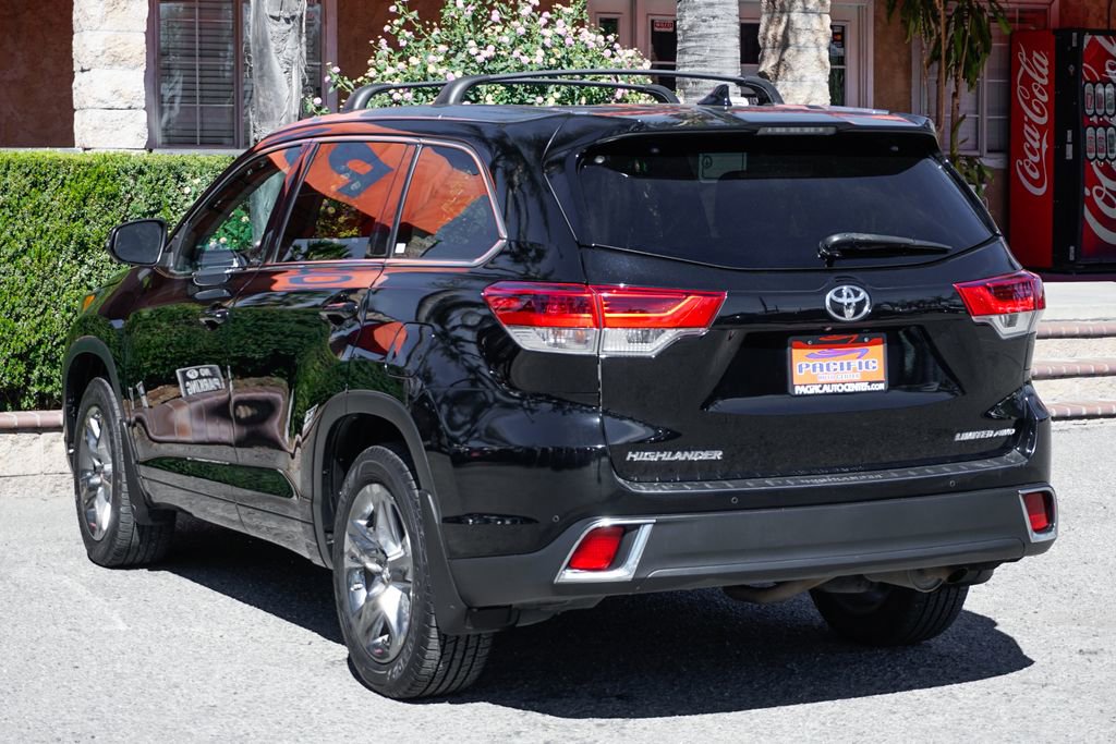 Used 2018 Toyota Highlander Limited Platinum image 6