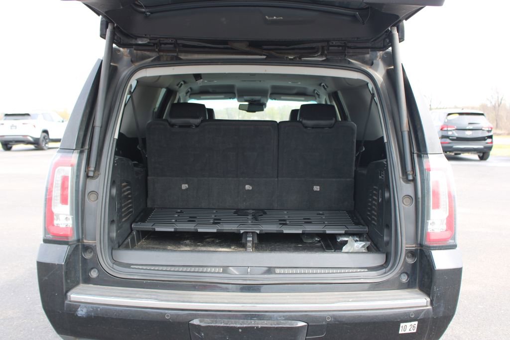 Used 2020 GMC Yukon XL Denali RWD image 13