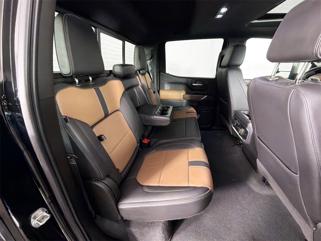 Used 2021 Chevrolet Silverado 1500 High Country w/ Technology Package image 25