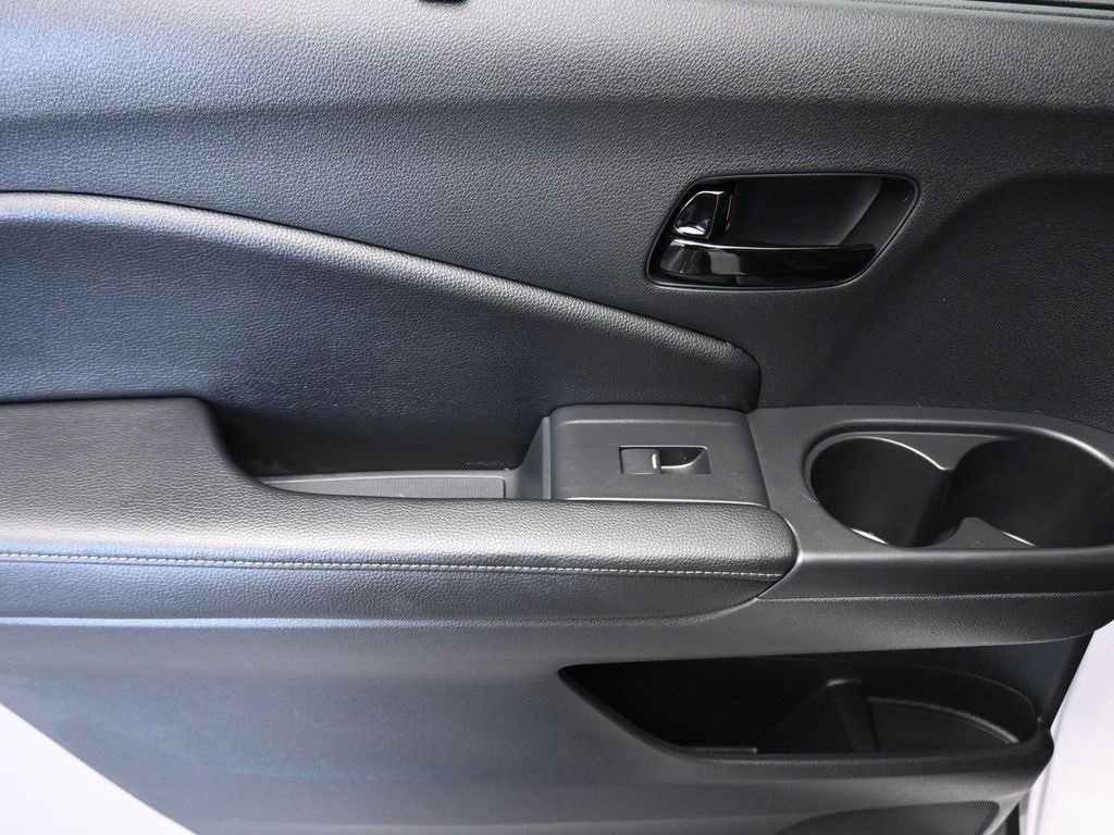 Used 2023 Honda Passport Elite image 34