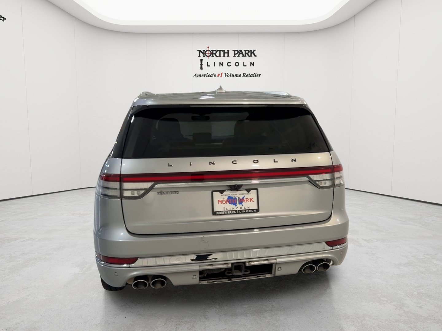 Used 2020 Lincoln Aviator Black Label w/ Dynamic Handling Package AWD/4WD image 4