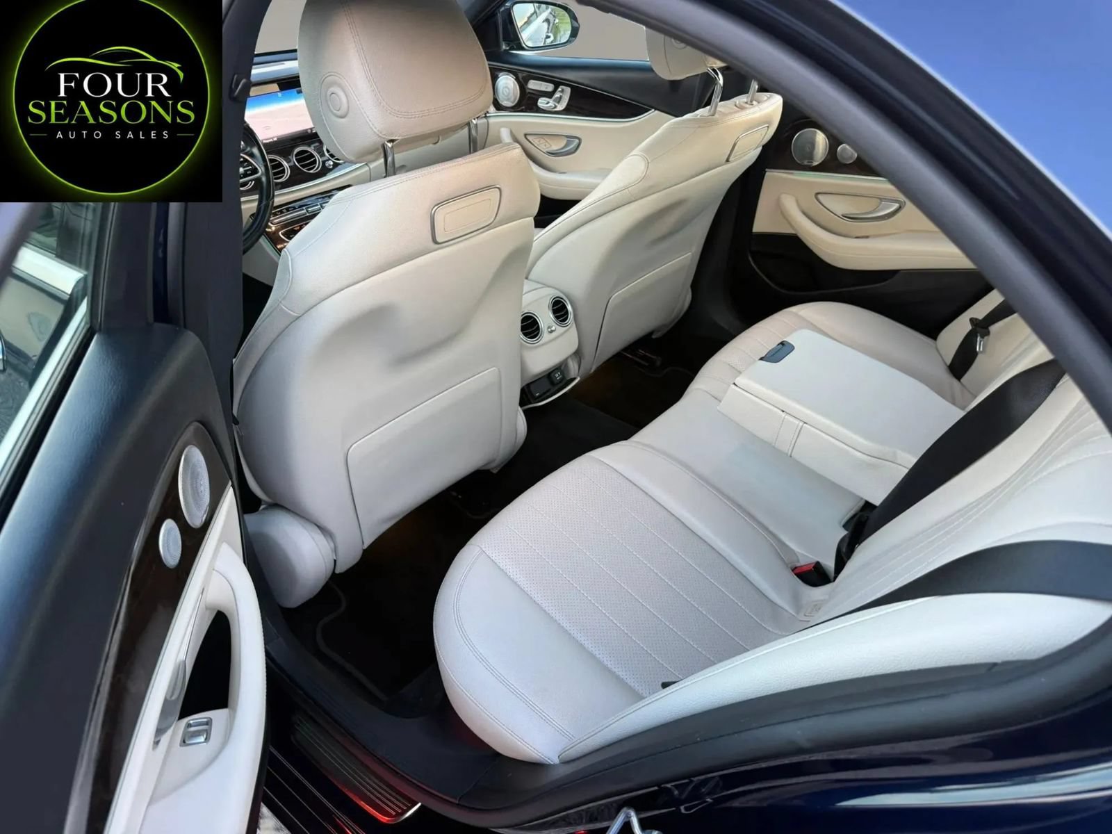 Used 2019 Mercedes-Benz E 300 image 8