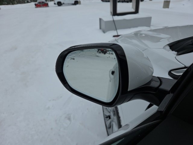 Used 2025 Buick Envista Avenir image 87