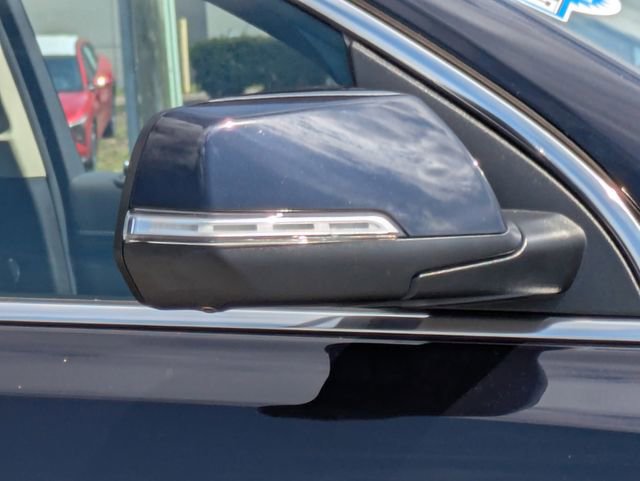 Certified 2021 GMC Acadia Denali w/ Denali Technology Package FWD image 10