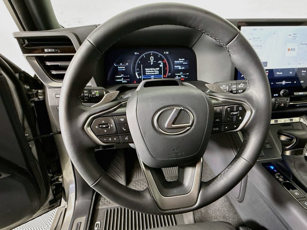 Used 2024 Lexus GX 550 w/ Accessory Package (Z1) AWD/4WD image 11
