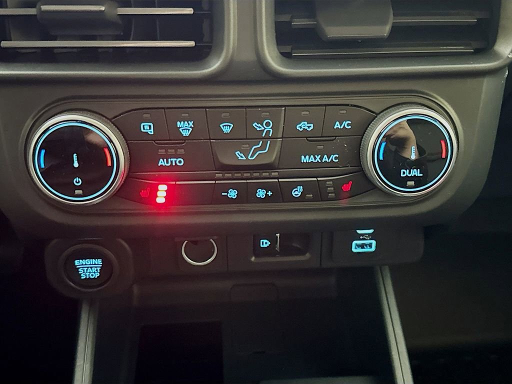 Used 2024 Ford Maverick Lariat w/ Black Appearance Package image 15