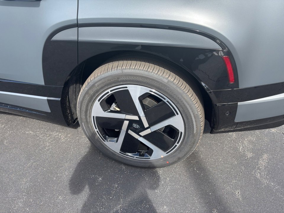 New 2026 Hyundai Ioniq 9 Limited image 22