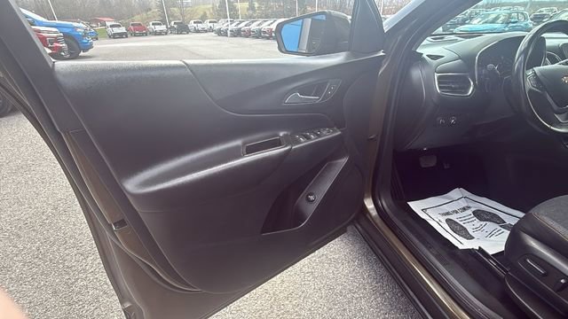 Used 2023 Chevrolet Equinox LT image 14