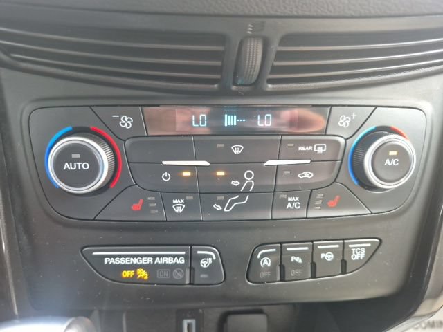 Used 2019 Ford Escape Titanium AWD/4WD image 29
