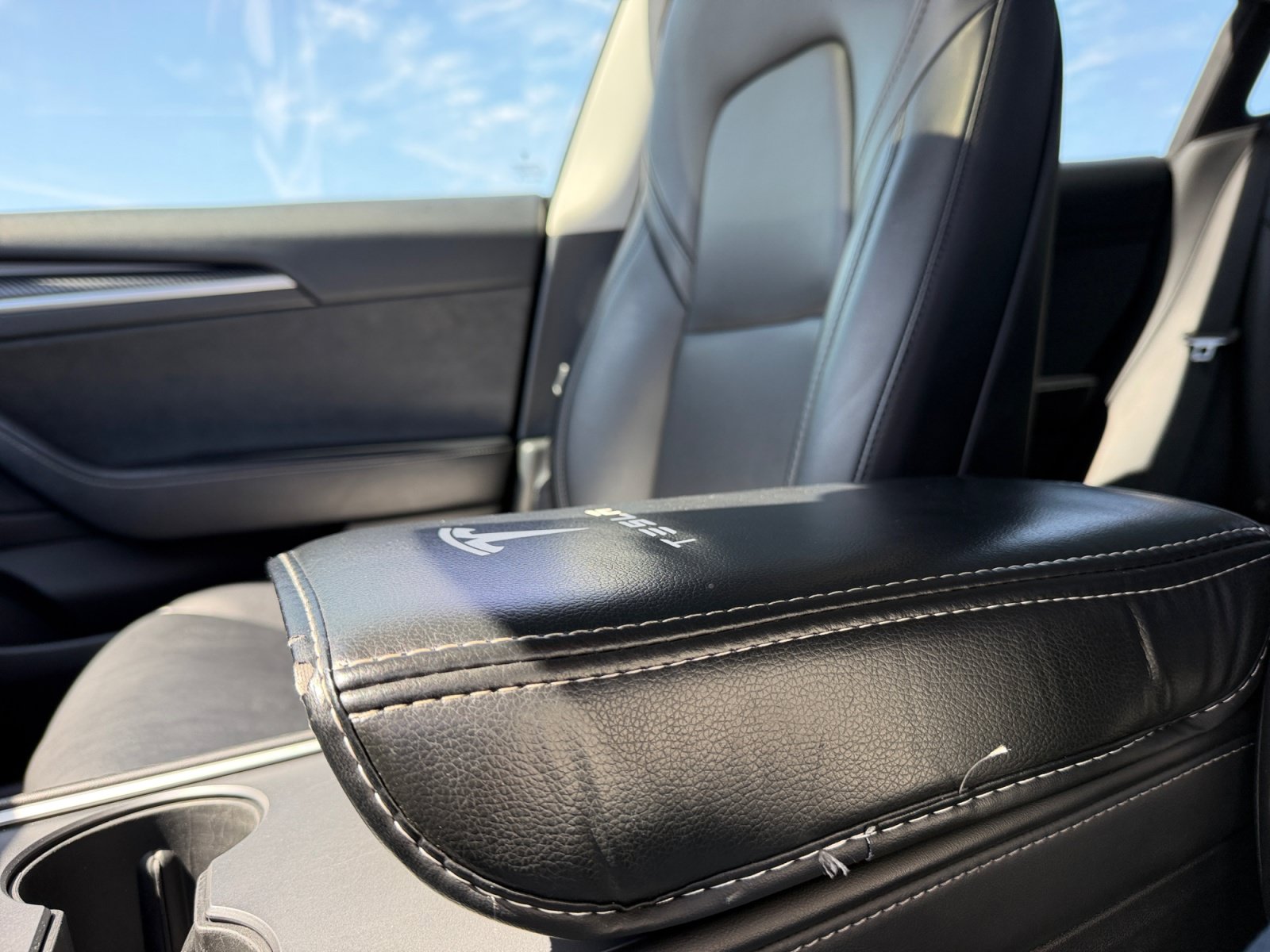 Used 2023 Tesla Model 3 Standard Range RWD image 15