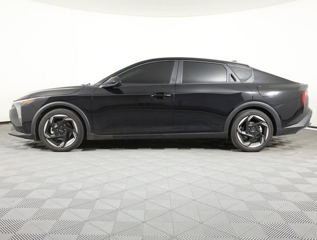 Certified 2025 Kia K4 EX image 2