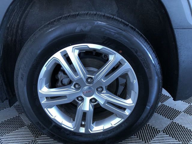 Used 2018 GMC Terrain SLE w/ Driver Convenience Package image 17