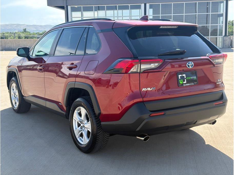 Used 2019 Toyota RAV4 XLE w/ Convenience Package AWD/4WD image 6