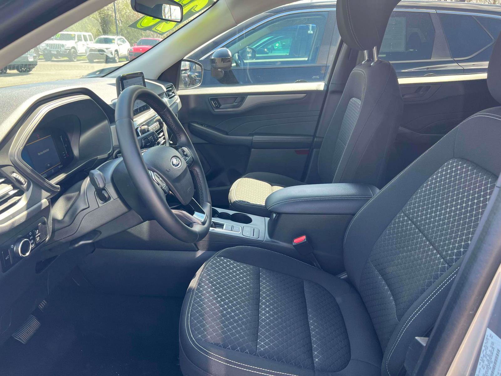 Used 2023 Ford Escape Active AWD/4WD image 24