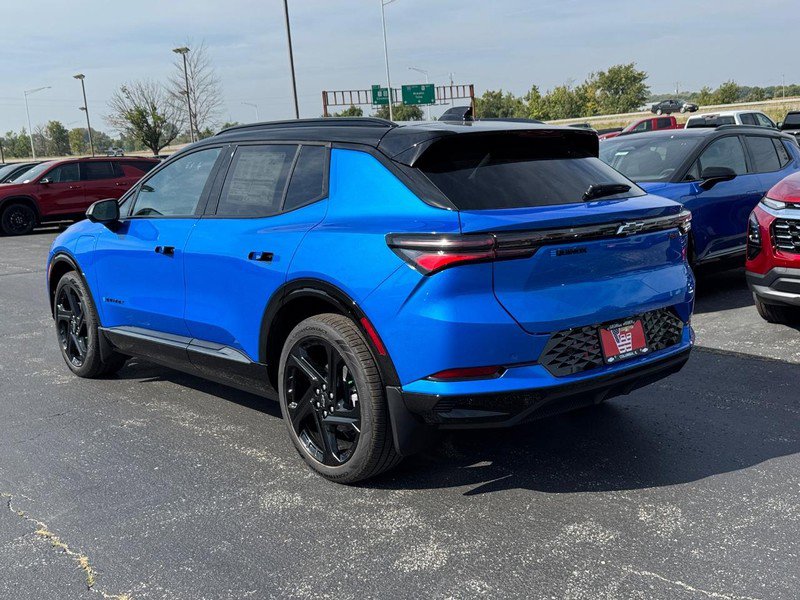 New 2026 Chevrolet Equinox EV RS image 3