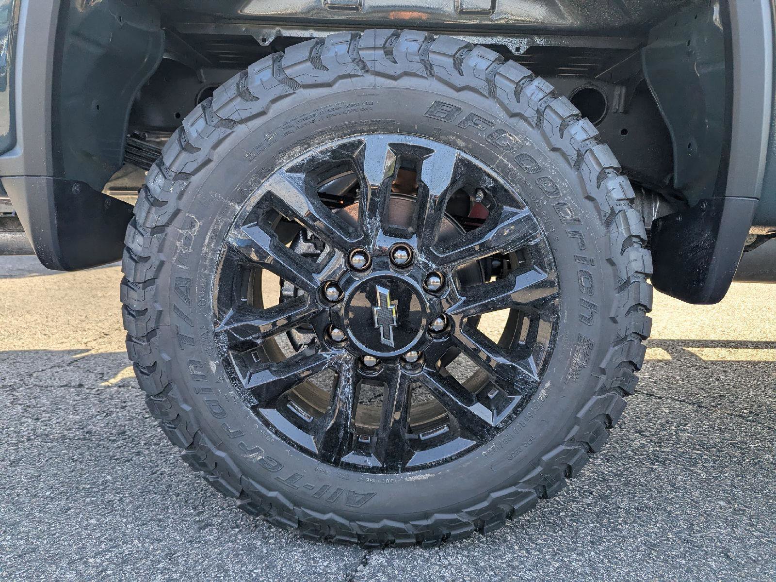 New 2026 Chevrolet Silverado 2500 LT image 19