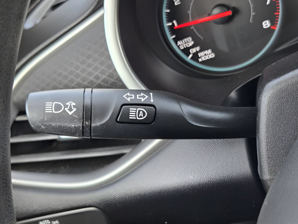 Used 2023 Chevrolet Malibu LS FWD image 27