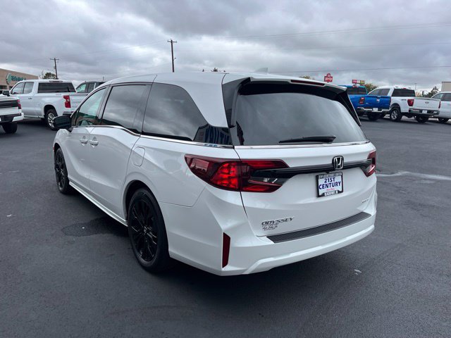 Used 2025 Honda Odyssey Sport-L image 11