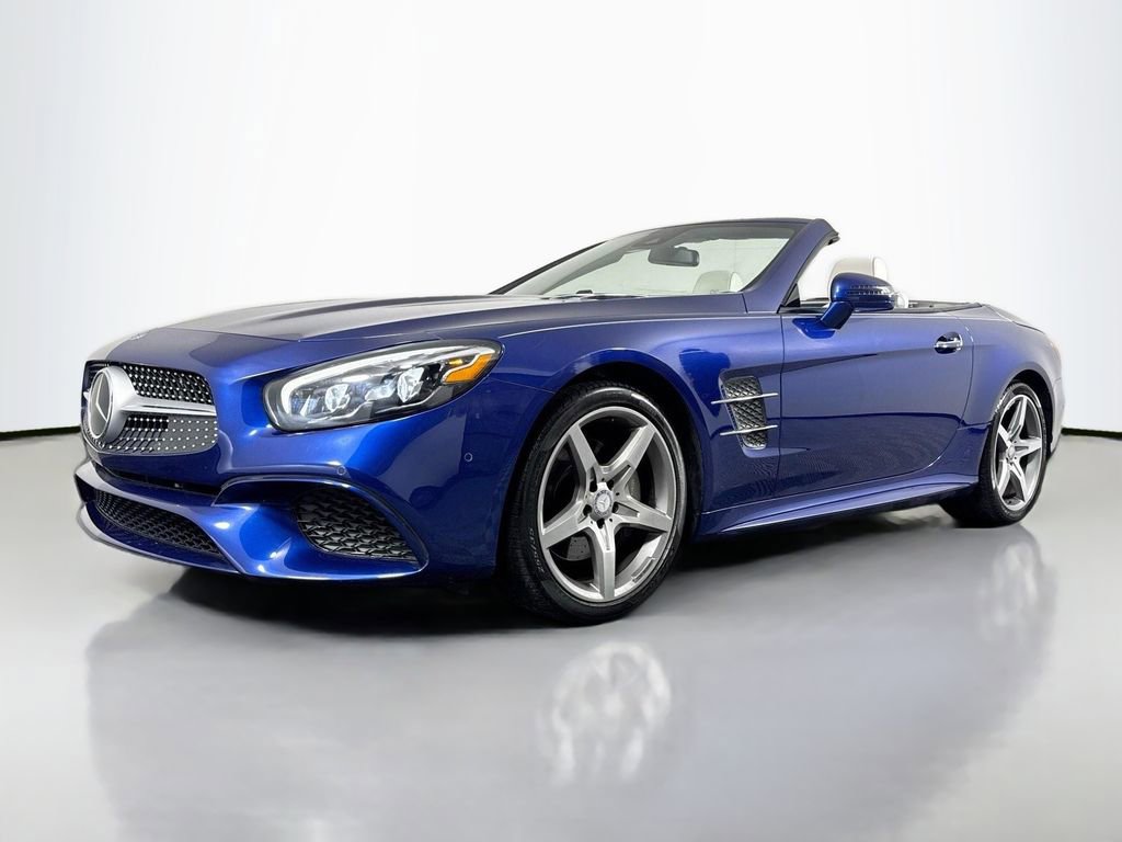 Used 2017 Mercedes-Benz SL 550 image 40